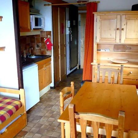 Hauteluce Apartment 오틀루스